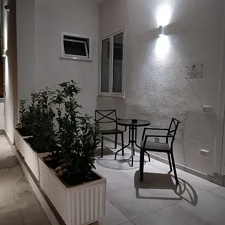 Clio's House - Mondello