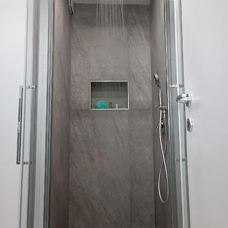 Clio's House - * Mondello