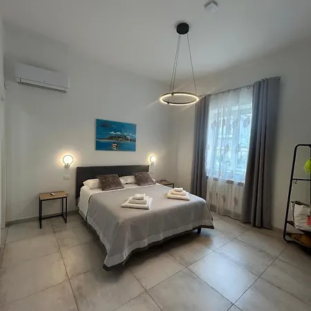 Clio's House - Mondello